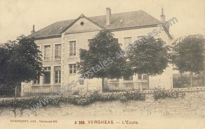 Carte postale ancienne L'Ecole — Vergheas (Puy-de-Dôme)