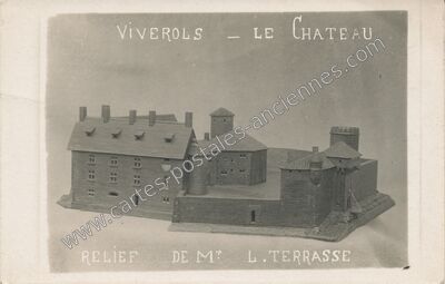 Carte postale ancienne Le Château — Viverols (Puy-de-Dôme)