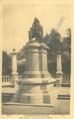Carte postale ancienne Monument de Blaise Pascal — Clermont-Ferrand (Puy-de-Dôme)
