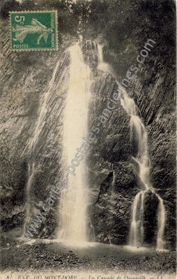 Carte postale ancienne Cascade de Queureuilh — Mont-Dore (Puy-de-Dôme)