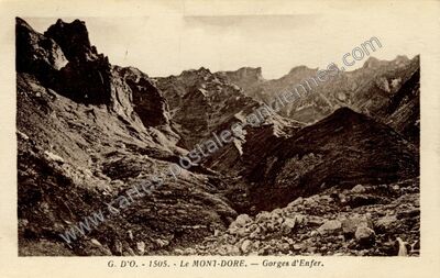 Carte postale ancienne Gorge d'Enfer — Mont-Dore (Puy-de-Dôme)