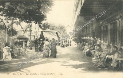 Carte postale ancienne La nouvelle Terrasse du Parc — Royat (Puy-de-Dôme)
