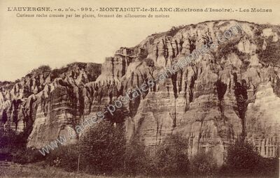 Carte postale ancienne Les Moines — Montaigut-le-Blanc (Puy-de-Dôme)