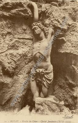 Carte postale ancienne Grotte du Chien - Christ Janséniste — Royat (Puy-de-Dôme)