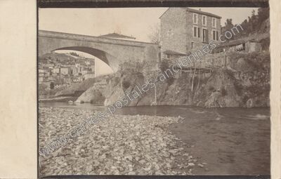 Carte postale ancienne Olliergues — Olliergues (Puy-de-Dôme)