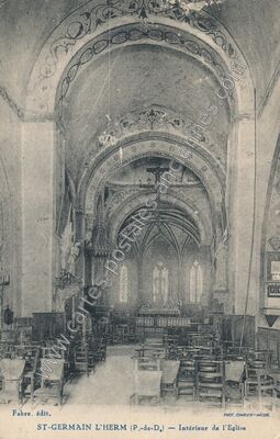 Carte postale ancienne Intérieur de l'Eglise — Saint-Germain-l'Herm (Puy-de-Dôme)