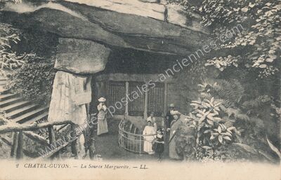 Carte postale ancienne La Source Marguerite — Chatelguyon (Puy-de-Dôme)