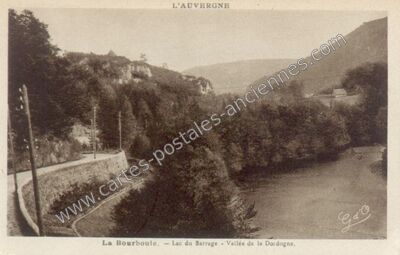 Carte postale ancienne Lac du Barrage - Vallée de la Dordogne — La Bourboule (Puy-de-Dôme)