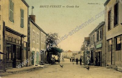 Carte postale ancienne Grande Rue — Broût-Vernet (Allier)