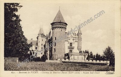 Carte postale ancienne Chateau de Bourbon — Busset (Allier)
