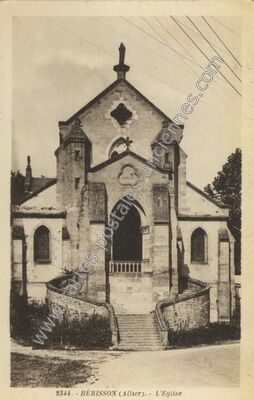 Carte postale ancienne L'Eglise — Hérisson (Allier)