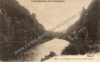 Carte postale ancienne L'Auvergne pittoresque — Chouvigny (Allier)