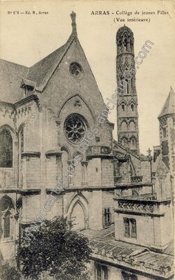 Carte postale ancienne Collège de jeunes Filles (Vue intérieure) — Arras (Pas-de-Calais)
