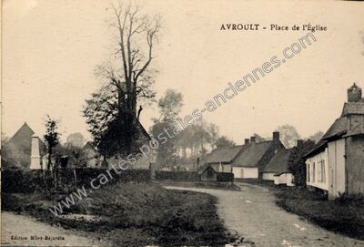Carte postale ancienne Place de l'Église — Avroult (Pas-de-Calais)