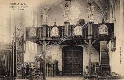 Carte postale ancienne Intérieur de l'Eglise La Tribune — Bomy (Pas-de-Calais)