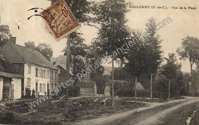 Carte postale ancienne Vue de la Place — Coulomby (Pas-de-Calais)