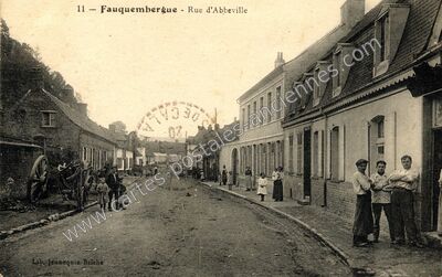 Carte postale ancienne Rue d'Abbeville — Fauquembergues (Pas-de-Calais)