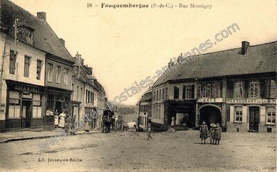 Carte postale ancienne Rue Monsigny — Fauquembergues (Pas-de-Calais)