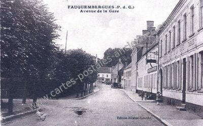 Carte postale ancienne Avenue de la Gare — Fauquembergues (Pas-de-Calais)