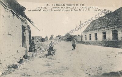 Carte postale ancienne La Grande Guerre 1914-15 Aux Rietz — Neuville-Saint-Vaast (Pas-de-Calais)