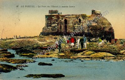 Carte postale ancienne Le Fort de l'Heurt à marée basse — Le Portel (Pas-de-Calais)