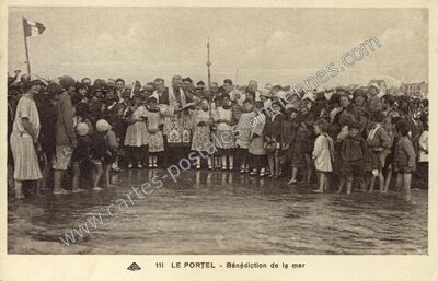 Carte postale ancienne Bénédiction de la mer — Le Portel (Pas-de-Calais)