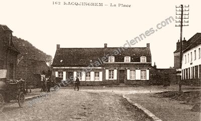 Carte postale ancienne La Place — Racquinghem (Pas-de-Calais)