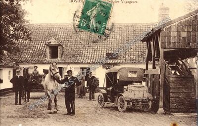 Carte postale ancienne Café des Voyageurs — Royon (Pas-de-Calais)