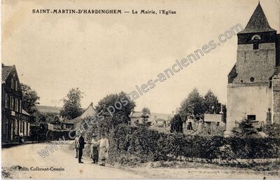 Carte postale ancienne La Mairie, l'Eglise — Saint-Martin-d'Hardinghem (Pas-de-Calais)