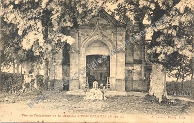 Carte postale ancienne Vue de l'extérieur de la Chapelle d'ESCOUFLANTS — Vincly (Pas-de-Calais)