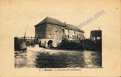 Carte postale ancienne Le Moulin du Petit-Anvin — Anvin (Pas-de-Calais)