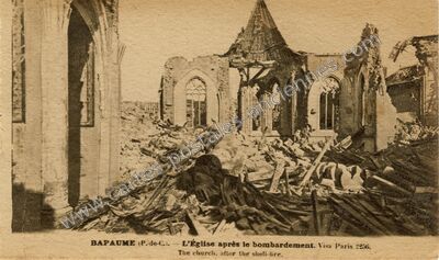 Carte postale ancienne L'Église après le bombardement — Bapaume (Pas-de-Calais)