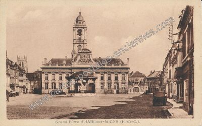 Carte postale ancienne Grand'Place — Aire-sur-la-Lys (Pas-de-Calais)