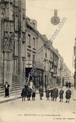 Carte postale ancienne Le Cadran Suspendu — Argentan (Orne)