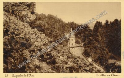 Carte postale ancienne Le "Roc au Chien — Bagnoles de l'Orne (Orne)