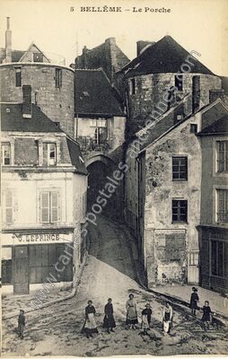 Carte postale ancienne Le Porche — Bellême (Orne)
