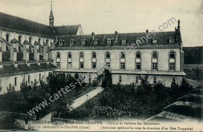 Carte postale ancienne Abbaye de la Grande-Trappe. - Cloître et Cellules des Retraitants — Soligny-la-Trappe (Orne)