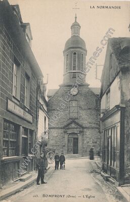 Carte postale ancienne L'Église — Domfront (Orne)