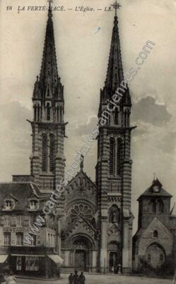 Carte postale ancienne L'Église — La Ferté Macé (Orne)