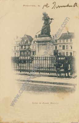 Carte postale ancienne Statue de Jeanne Hachette — Beauvais (Oise)