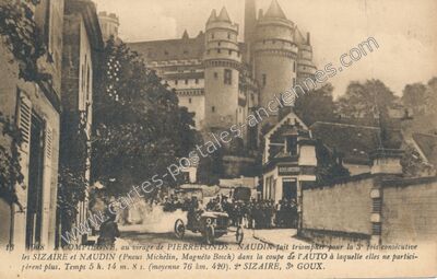 Carte postale ancienne Au virage de PIERREFONDS — Pierrefonds (Oise)