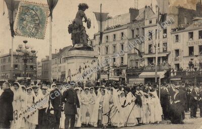 Carte postale ancienne Fêtes de Jeanne d'Arc décorée — Beauvais (Oise)
