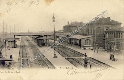 Carte postale ancienne Gare (Quais) — Busigny (Nord)