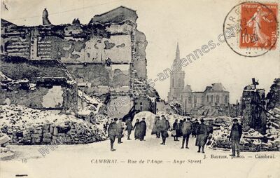 Carte postale ancienne Rue de l'Ange — Cambrai (Nord)