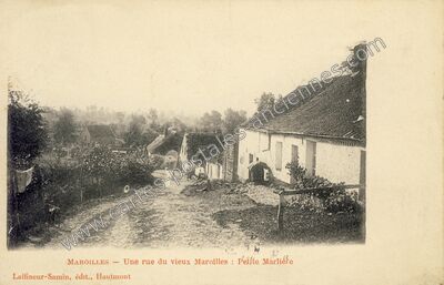 Carte postale ancienne Une rue du vieux Maroilles : Petite Marliére — Maroilles (Nord)