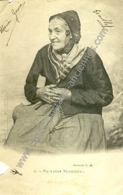 Carte postale ancienne Paysanne Nivernaise — Non Localisée (Nièvre)