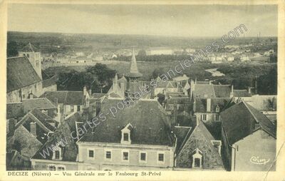 Carte postale ancienne Vue Générale sur le Faubourg St-Privé — Decize (Nièvre)