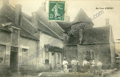 Carte postale ancienne Un Coin — Epiry (Nièvre)