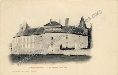 Carte postale ancienne Le Château, côté Est — Vandenesse (Nièvre)