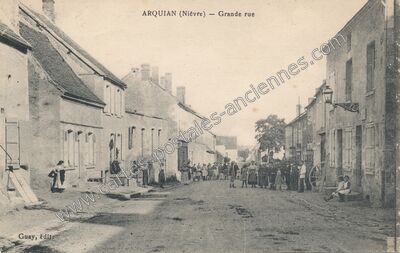 Carte postale ancienne Grande rue — Arquian (Nièvre)
